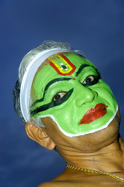 Portrait of Ottam Thullal artist Kalamandalam Prabhakaran